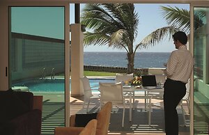 Al Nawras Island Resort