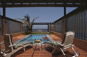 Al Nawras Island Resort