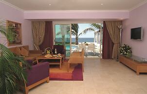 Al Nawras Island Resort