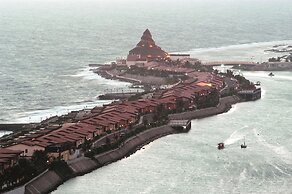 Al Nawras Island Resort