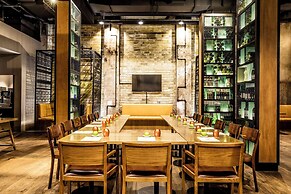 DoubleTree by Hilton Hotel Melbourne - Flinders Street