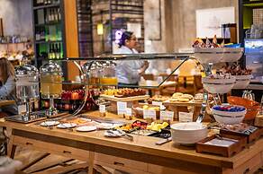 DoubleTree by Hilton Hotel Melbourne - Flinders Street