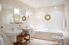 Hotel Lafarques