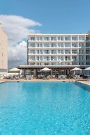 Alua Leo Hotel