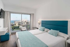 Alua Leo Hotel
