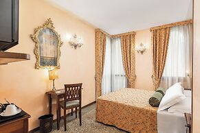 Hotel Marconi