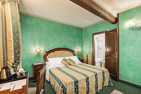 Hotel Marconi