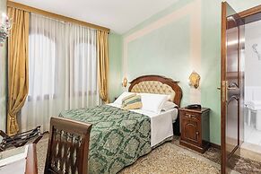 Hotel Marconi