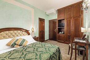 Hotel Marconi