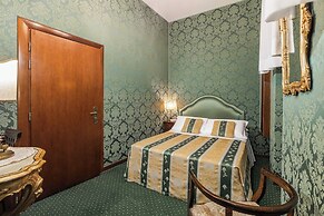 Hotel Marconi