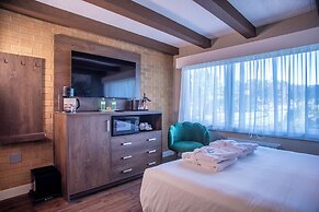 Old Orchard Inn