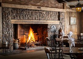 Old Orchard Inn
