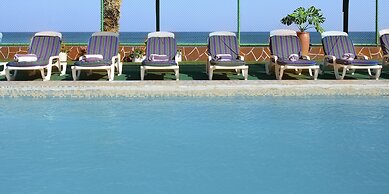 Resort Sur Beach Holiday
