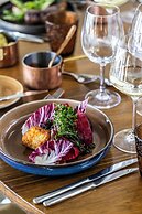 Hotel Svanen, Stays & BW Signature Collection