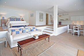 Laluna Boutique Hotel & Villas