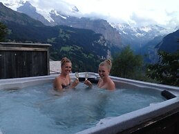 Hotel Bellevue - Traditional Swiss Hideaway