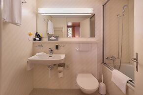 Hotel Bellevue - Traditional Swiss Hideaway