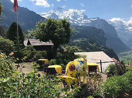 Hotel Bellevue - Traditional Swiss Hideaway