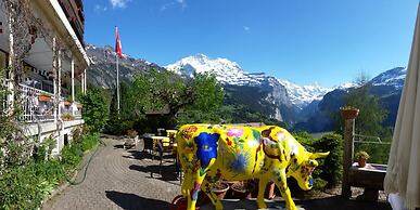 Hotel Bellevue - Traditional Swiss Hideaway
