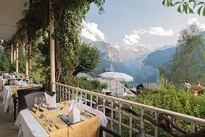 Hotel Bellevue - Traditional Swiss Hideaway