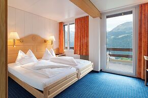 Hotel Bellevue - Traditional Swiss Hideaway