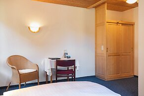 Hotel Bellevue - Traditional Swiss Hideaway