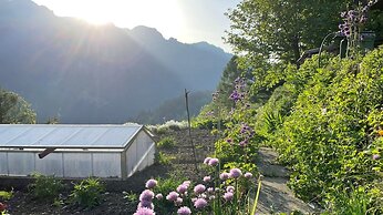 Hotel Bellevue - Traditional Swiss Hideaway