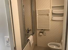 Hotel Bellevue - Traditional Swiss Hideaway