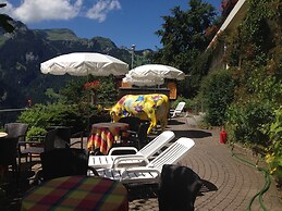 Hotel Bellevue - Traditional Swiss Hideaway