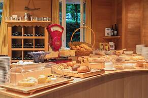 Hotel Bellevue - Traditional Swiss Hideaway