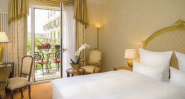 Victor's Residenz - Hotel Schloss Berg