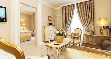 Victor's Residenz - Hotel Schloss Berg