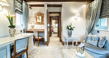 Victor's Residenz - Hotel Schloss Berg