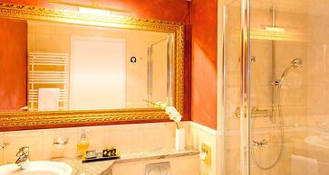 Victor's Residenz - Hotel Schloss Berg