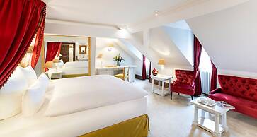Victor's Residenz - Hotel Schloss Berg
