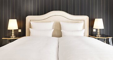Victor's Residenz - Hotel Schloss Berg