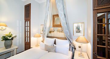 Victor's Residenz - Hotel Schloss Berg