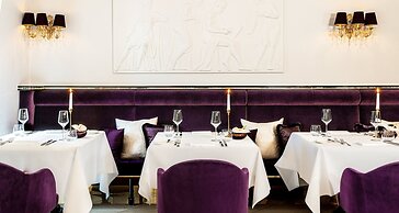 Victor's Residenz - Hotel Schloss Berg