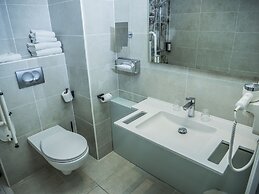 Logis Hotel Uzes Pont du Gard