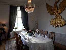 Södertuna Slott