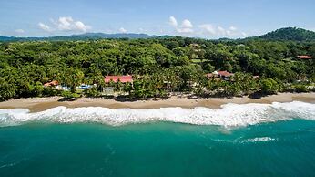 Tango Mar Beachfront Boutique Hotel & Villas