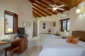 Tango Mar Beachfront Boutique Hotel & Villas