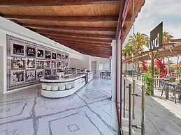 Hotel BelleVue Club