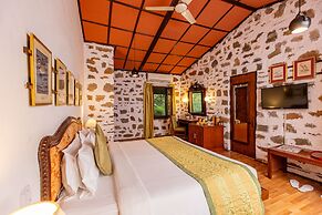 Shikarbadi Hotel