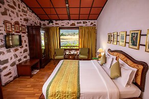 Shikarbadi Hotel