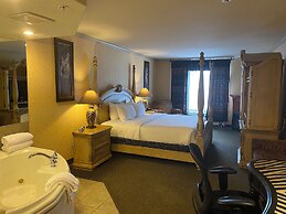 Merit Hotel & Suites