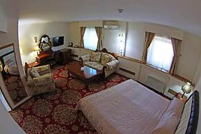 Acfes-Seiyo Hotel