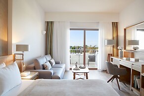Minoa Palace Resort