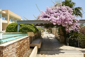 Minoa Palace Resort