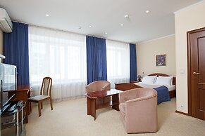 Hotel Oktyabrskaya